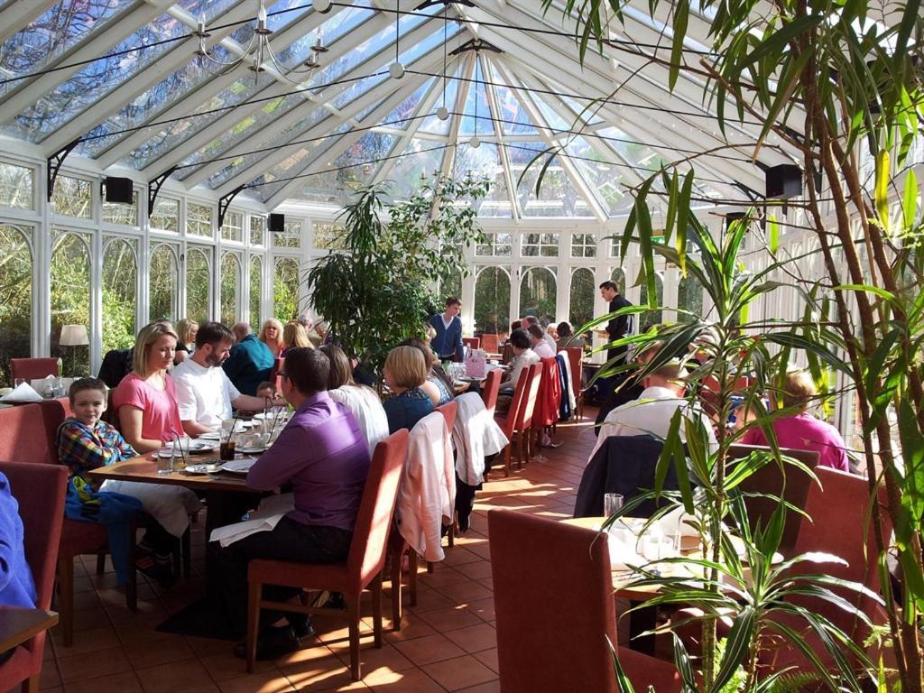 Kincaid House Hotel Milton of Campsie Buitenkant foto