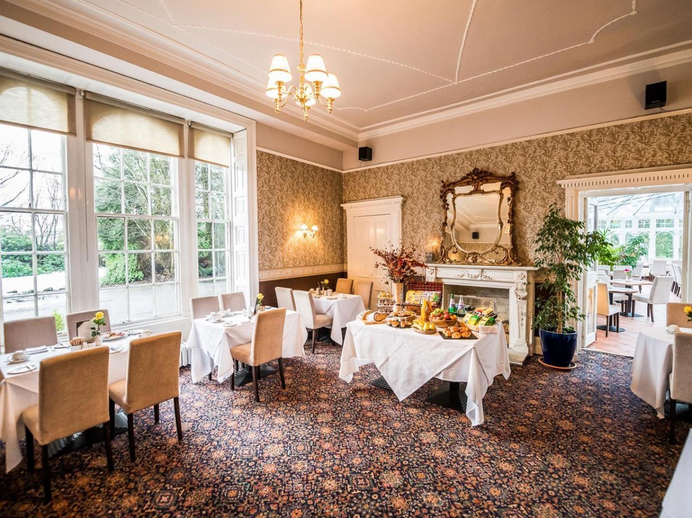 Kincaid House Hotel Milton of Campsie Buitenkant foto